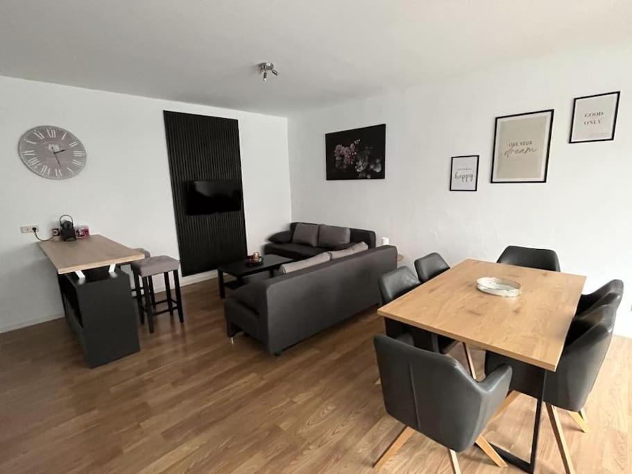 Eicstay - Ferienhaus Fuer Monteure Und Familie Leinefelde-Worbis Buitenkant foto